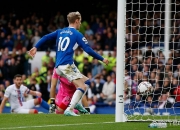 开云-埃弗顿赢球在望，石进联赛前列