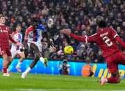 开云体育登录-利物浦前锋马内建功破门，助球队客场击败水晶宫