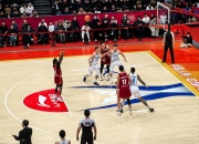 开云下载-球员们在场上尽展风采，比赛精彩纷呈