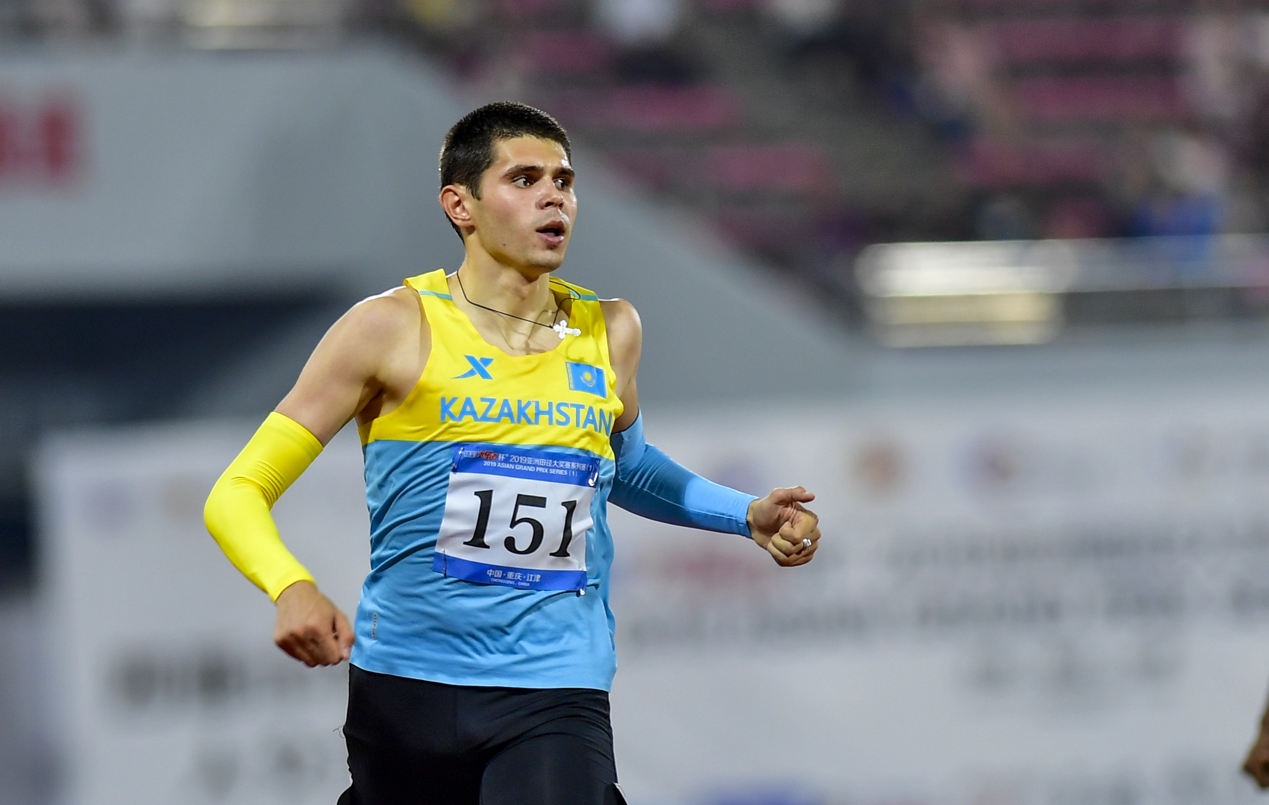 哈萨克斯坦选手夺冠成功,震撼全场 哈萨克斯坦选手夺冠成功,震撼全场