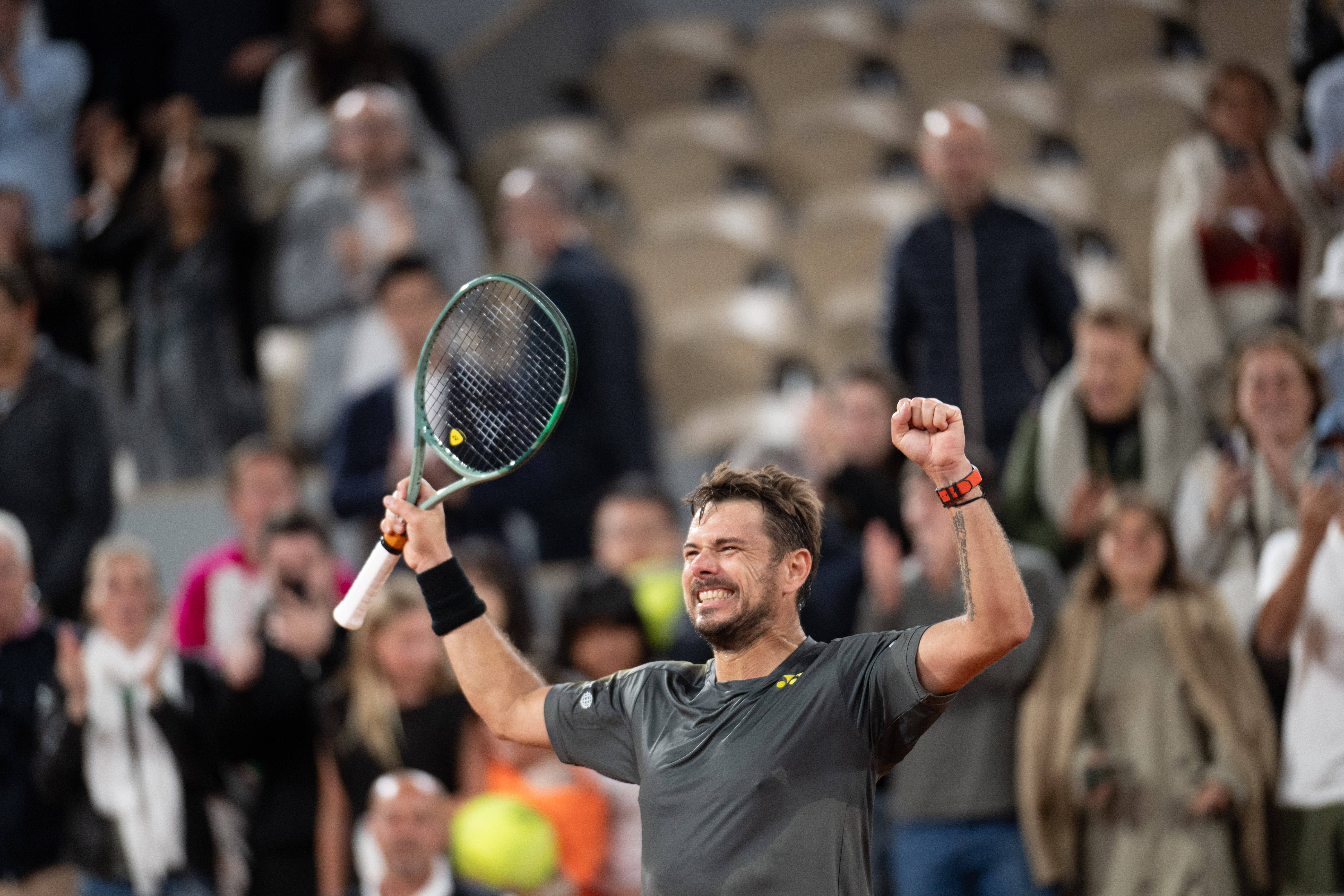 英国击败澳大利亚获得网球胜利 英国击败澳大利亚获得网球胜利