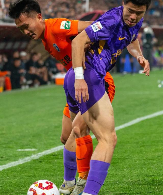 强者恒强!足球场上的豪门对抗的简单介绍 强者恒强!足球场上的豪门对抗的简单介绍