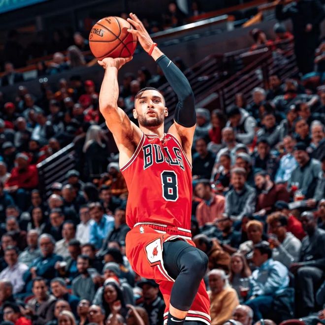 国王逆转快船,拉文刷新纪录的简单介绍 国王逆转快船,拉文刷新纪录的简单介绍