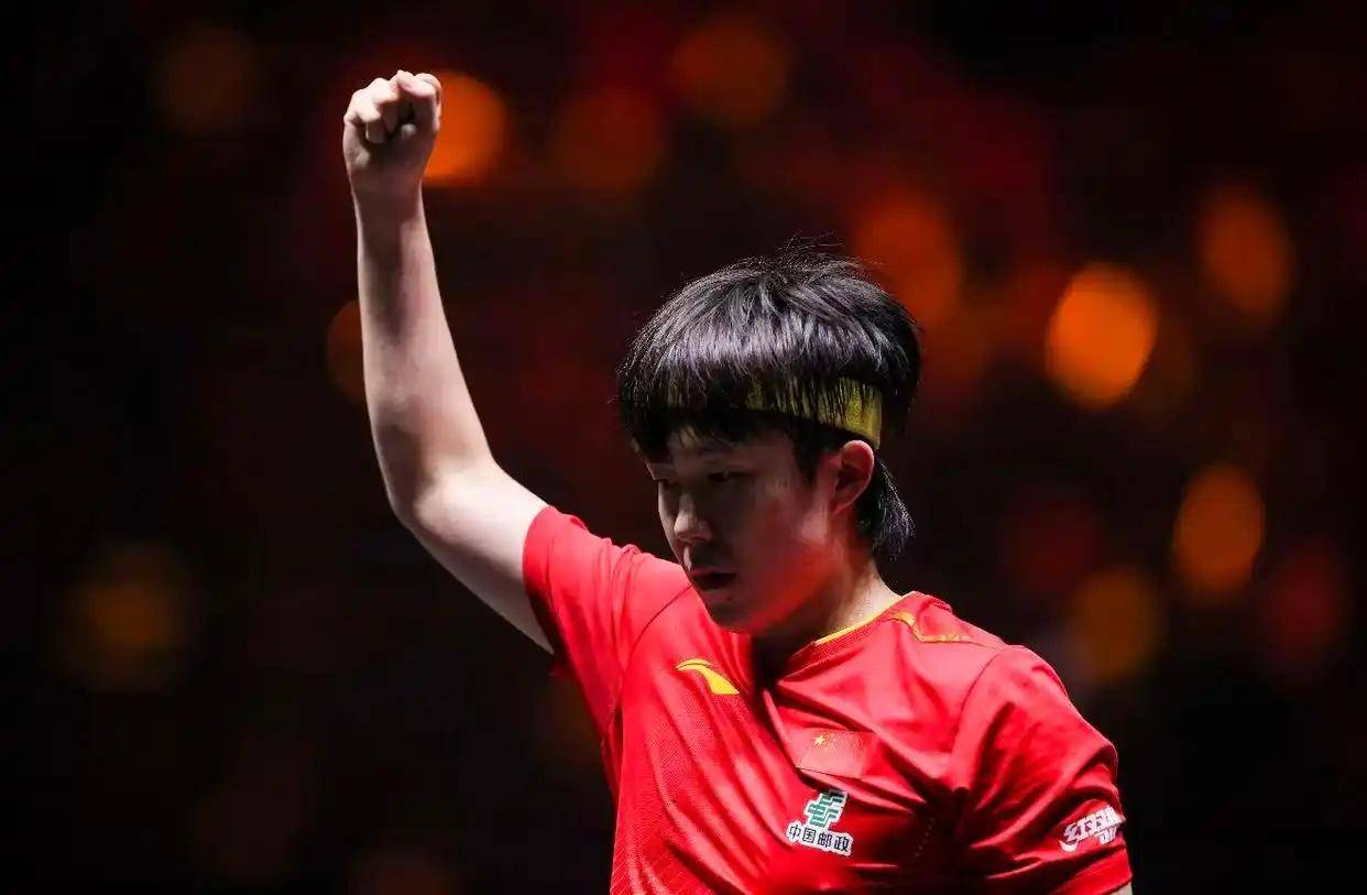 中国队横扫英格兰队，许昕惊艳四座