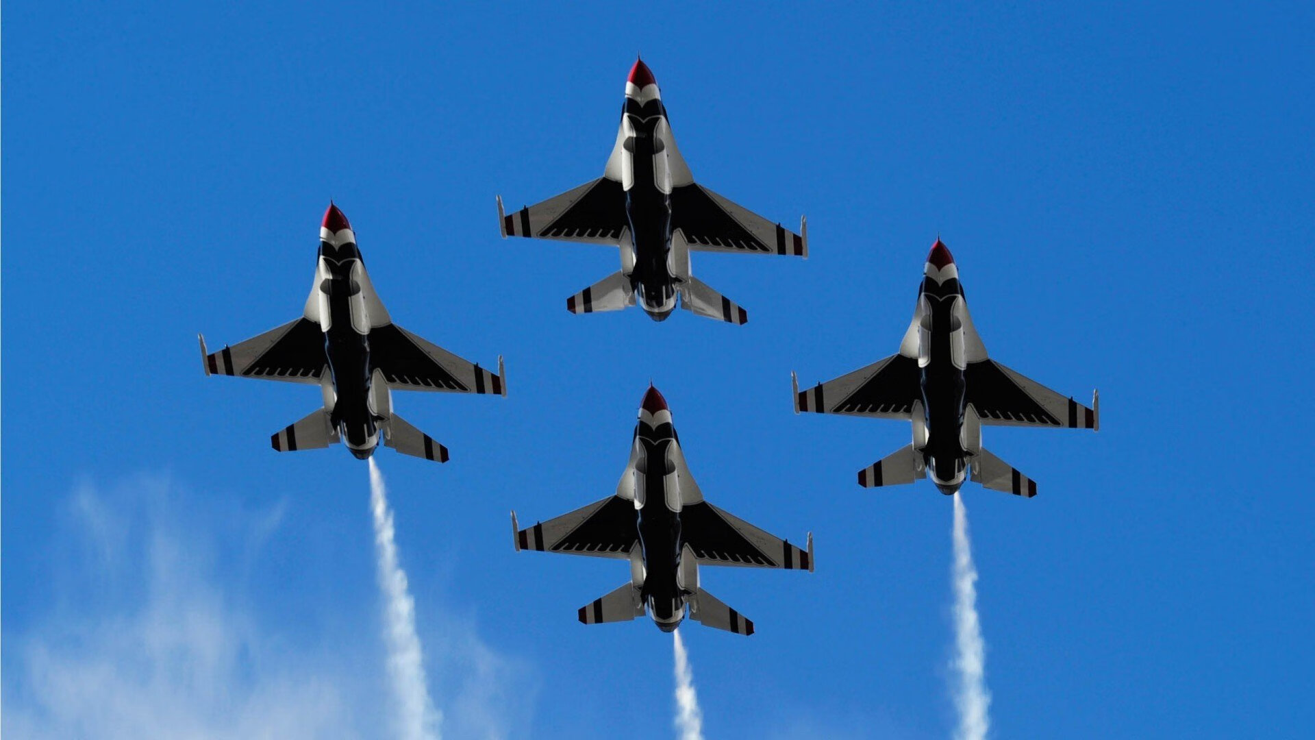 双线奇迹,李刚仁破纪录之夜,AC米兰绝杀德国战车