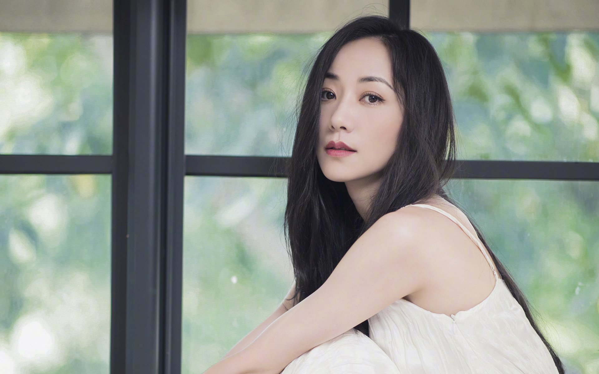 唯一的光，当门迪守护蓝月，冰岛用鏖战雕刻时间