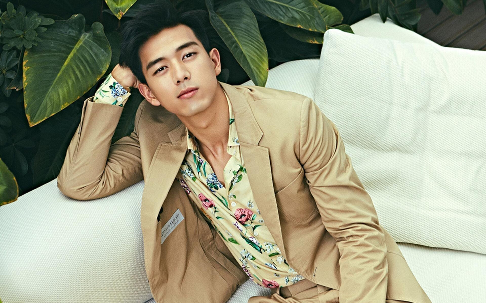 金玟哉,一场从封印到解放的午夜叙事