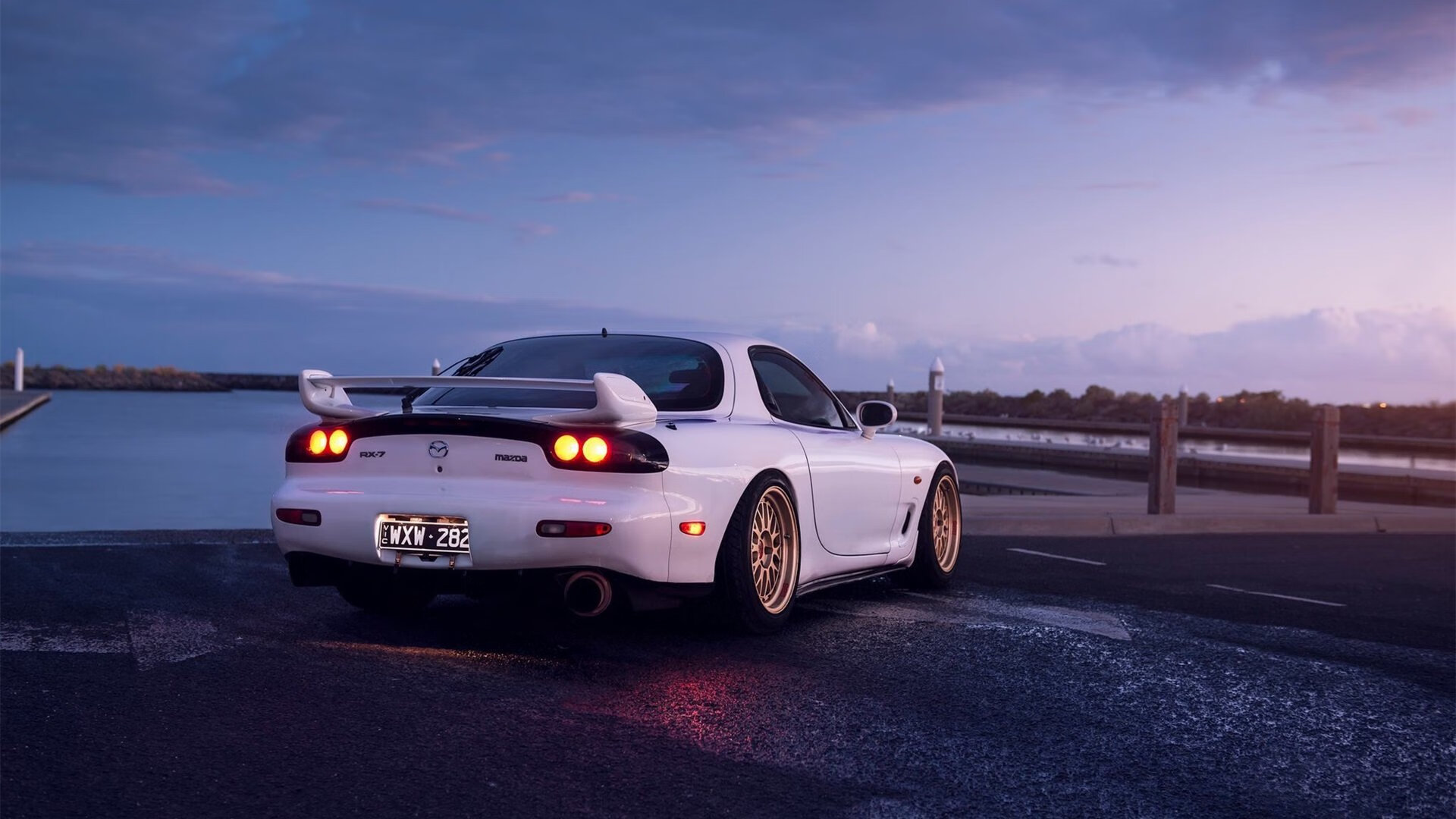 压哨与接管，足球基因里的时间密码