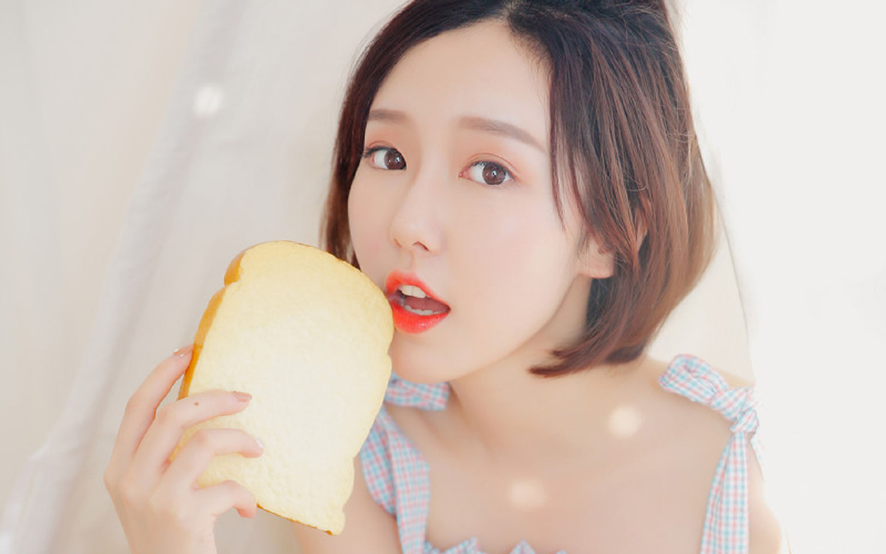 频道误拨，当欧冠决赛夜突然转播起一场国家队晋级赛