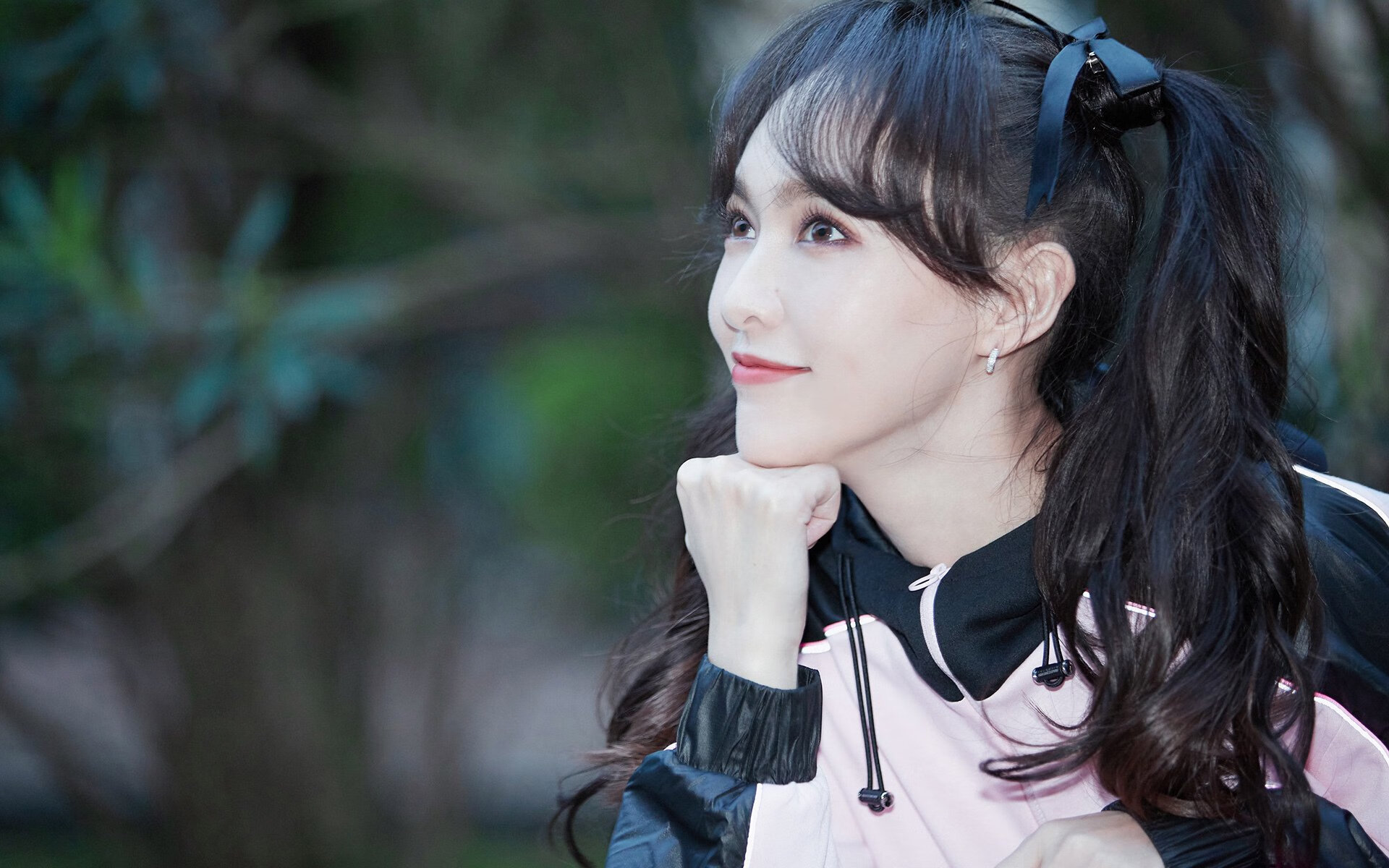 打破橱窗,阿圭罗在焦点战证明自己,奥地利一波带走智利