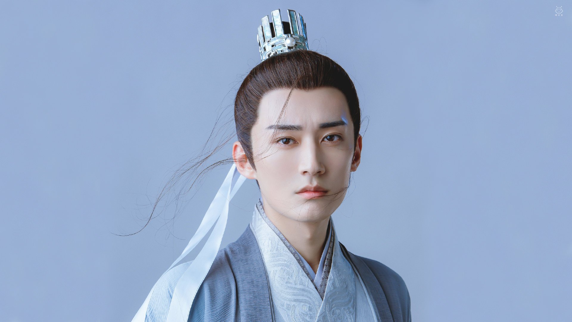 隐形人，当佛罗伦萨的城墙对上喀麦隆的雷霆，富安健洋如何用寂静书写统治力